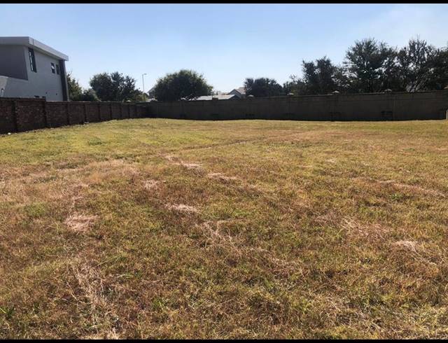 LAND FOR SALE IN SILVERWOODS COUNTRY ESTATE